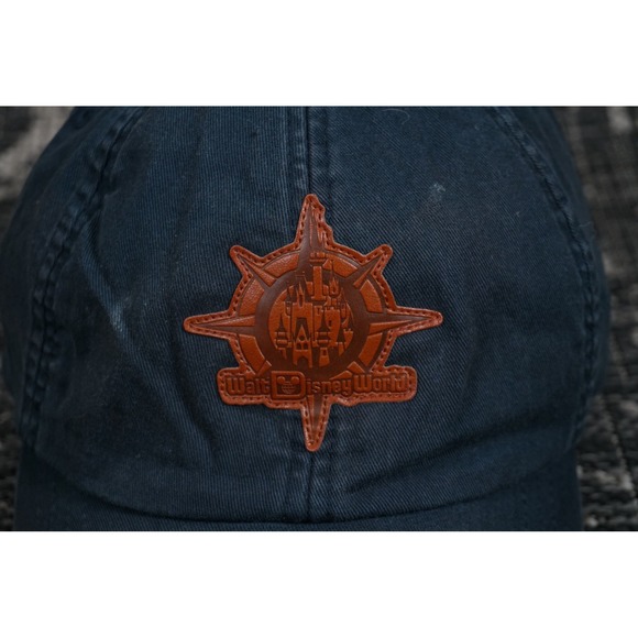 Walt Disney World Strapback Hat Castle Logo‎ Leather Patch Compass Baseball Cap - Picture 3 of 6